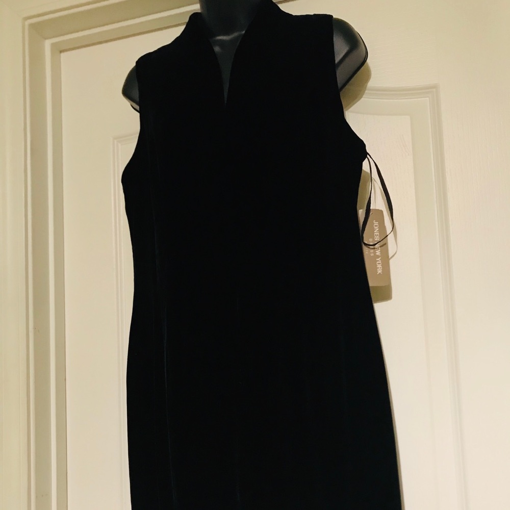 Jones NY Black Velvet Dress (Petite)